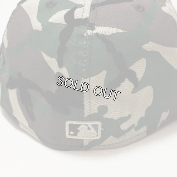 画像4: NEWERA （ニューエラ）59FIFTY MLB　NEW YORK YANKEESニューヨークヤンキース （ブラックラメ X カモフラージュ)