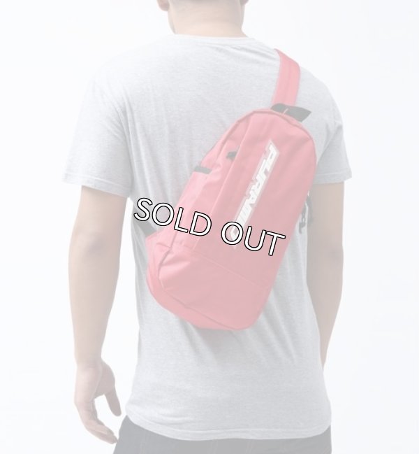 画像1: BLACK PYRAMID（ブラックピラミッド）Tear Drop Cross Body Bag (Y7161915) RED