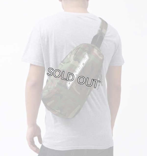 画像1: BLACK PYRAMID（ブラックピラミッド）Tear Drop Cross Body Bag (Y7161915) CAMO