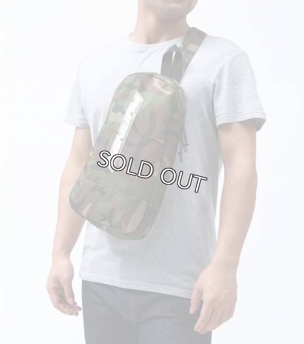 画像5: BLACK PYRAMID（ブラックピラミッド）Tear Drop Cross Body Bag (Y7161915) CAMO