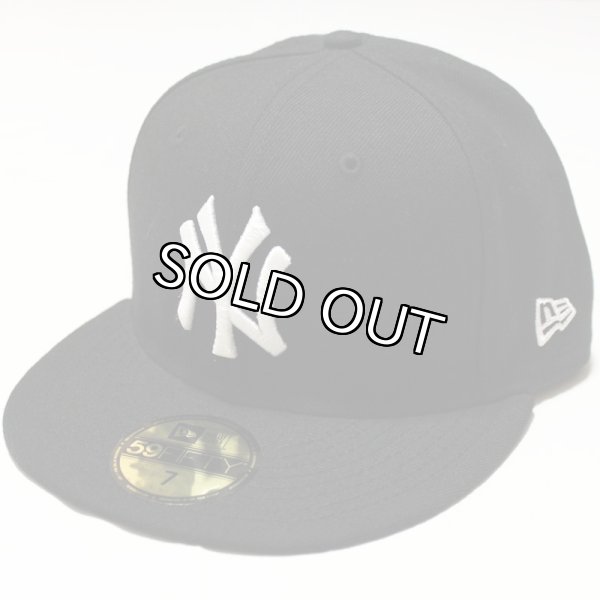 画像1: NEWERA （ニューエラ）59FIFTY NYヤンキース (ブラックXホワイト)11308564 (1)