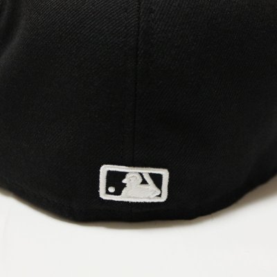 画像3: NEWERA （ニューエラ）59FIFTY NYヤンキース (ブラックXホワイト)11308564