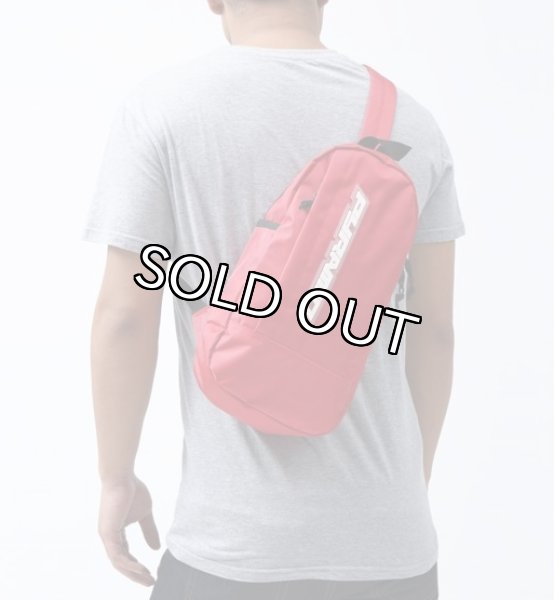 画像1: BLACK PYRAMID（ブラックピラミッド）Tear Drop Cross Body Bag (Y7161915) RED (1)