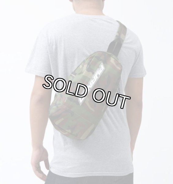 画像1: BLACK PYRAMID（ブラックピラミッド）Tear Drop Cross Body Bag (Y7161915) CAMO (1)