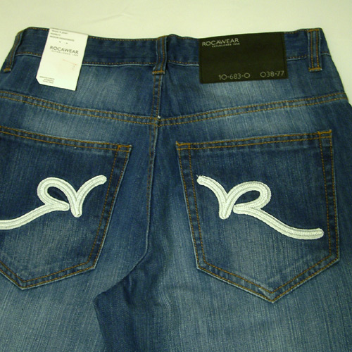 ROCAWEAR ベーシックRジーンズアップしました！